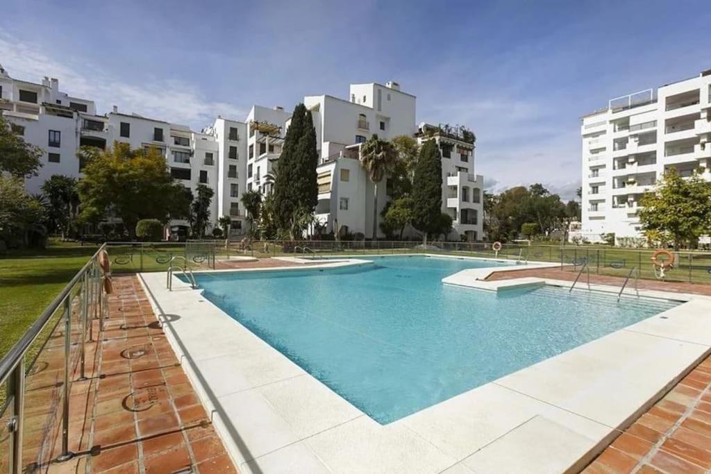 Caprichoso Apartamento En El Corazon De Puerto Banus Marbellac Extérieur photo